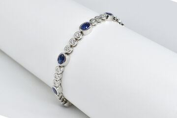Armband 18 Kt WG Saphire 
