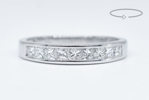 Half eternity ring 14 K diamonds
