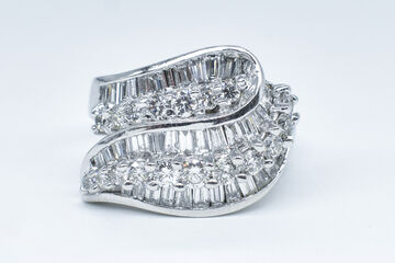 Ring 14 K diamonds