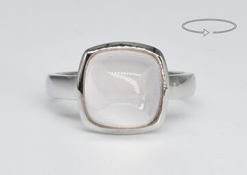 Ring 14 K rose quartz