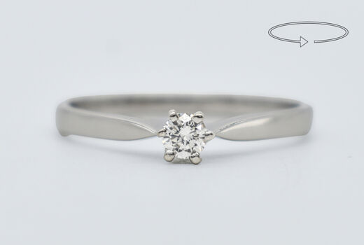 Ring 14 K diamond