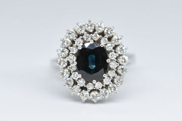 Ring 14 Kt WG Saphir 
