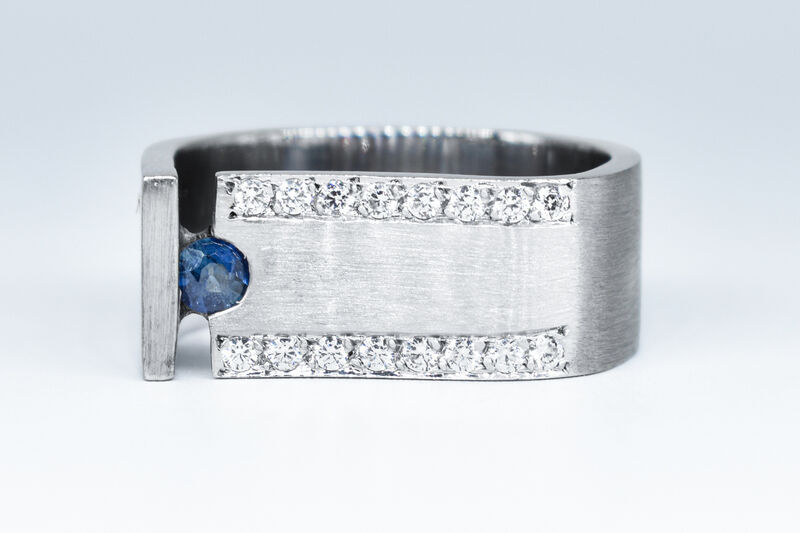 Ring 14 K Sapphire 