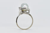 Ring 14 K diamonds pearl